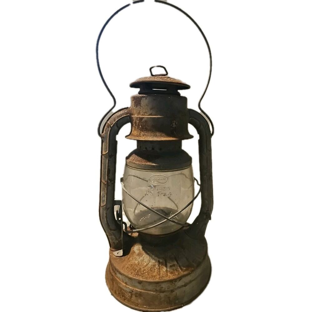 Antique Dietz No. 2 D-Lite Lantern Railroad Hurricane Tubular Oil H Loc‎ Nob NY